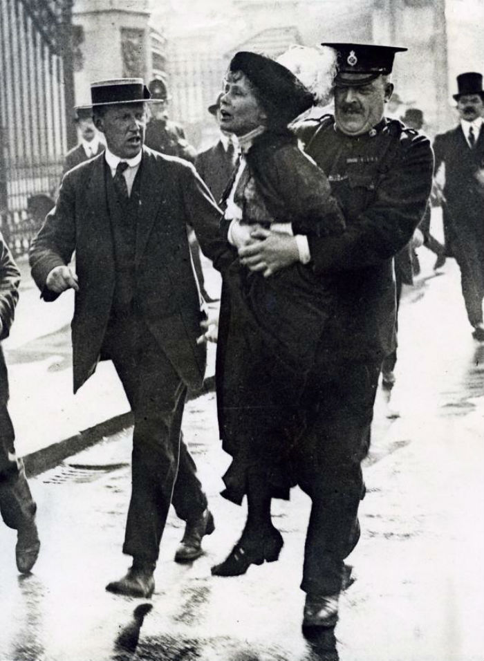Emmeline_Pankhurst_Arrested_1907-1914
