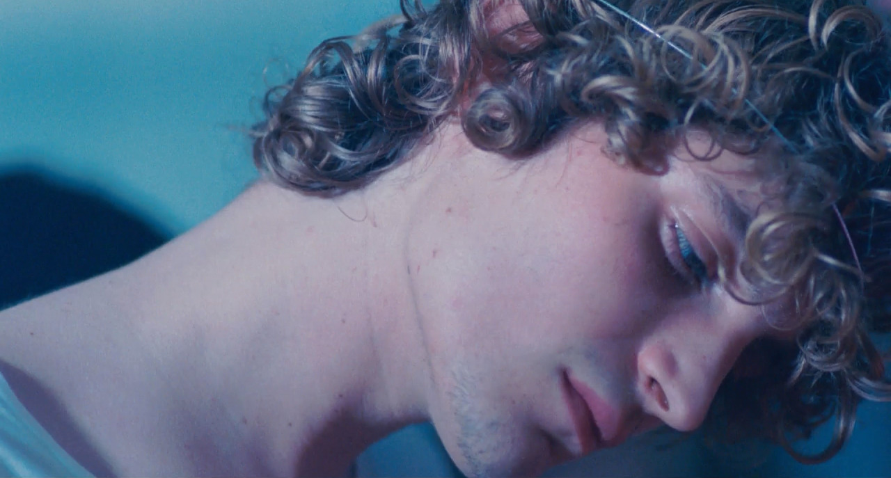 Xavier Dolan's 'Heartbeats' With Niels Schneider - Review - The
