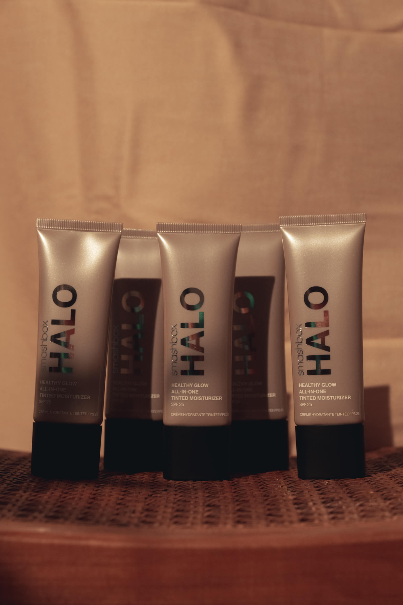 Halo Healthy Glow Tinted Moisturizer