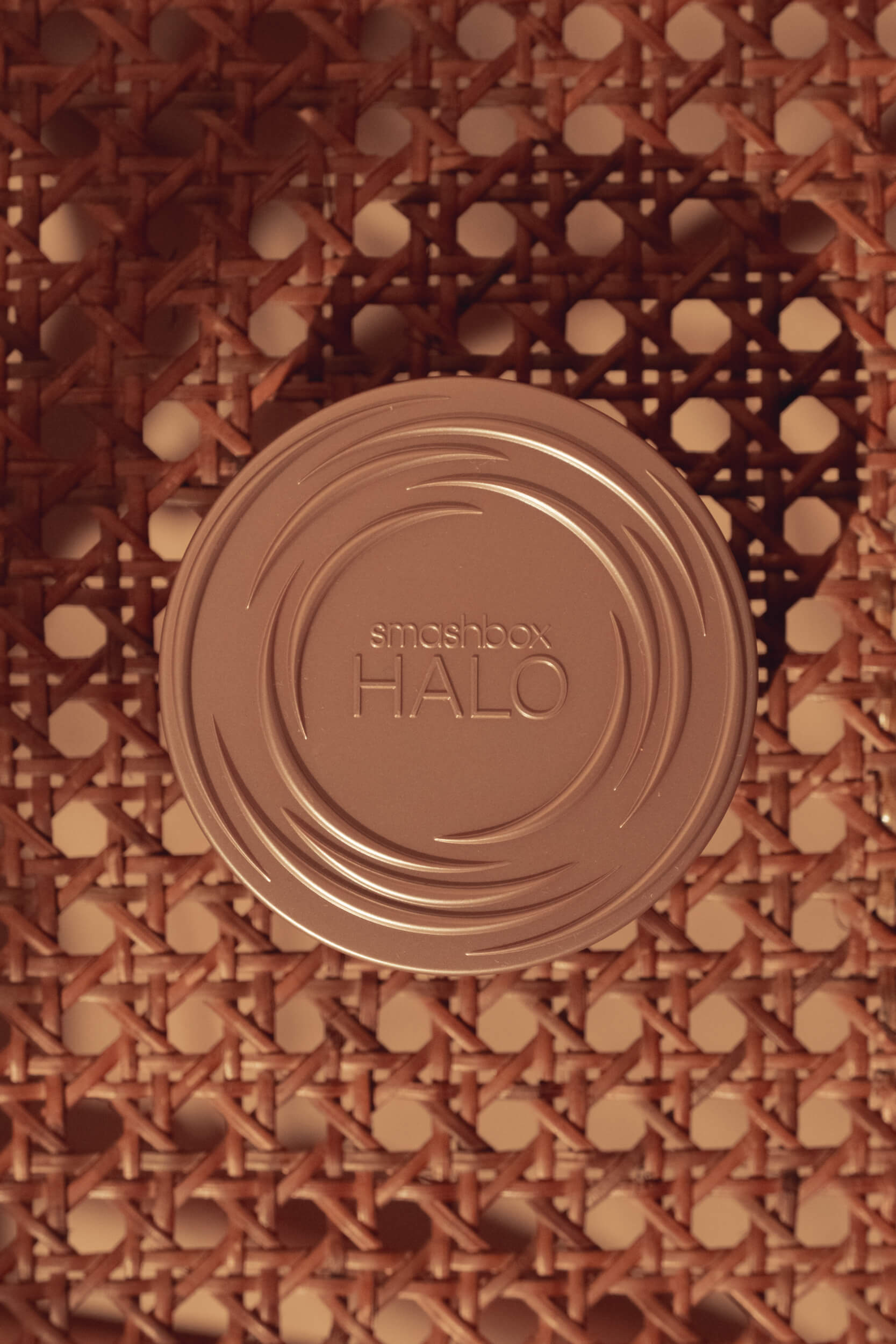 Halo Healthy Glow Tinted Moisturizer