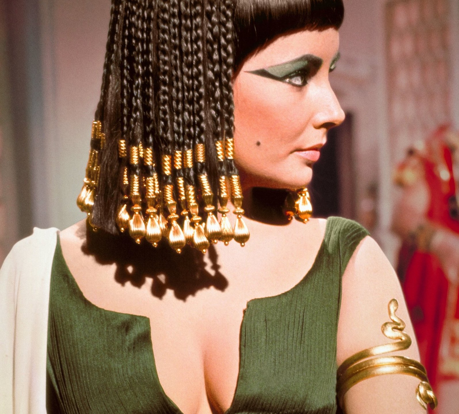 fashion accessories in movies