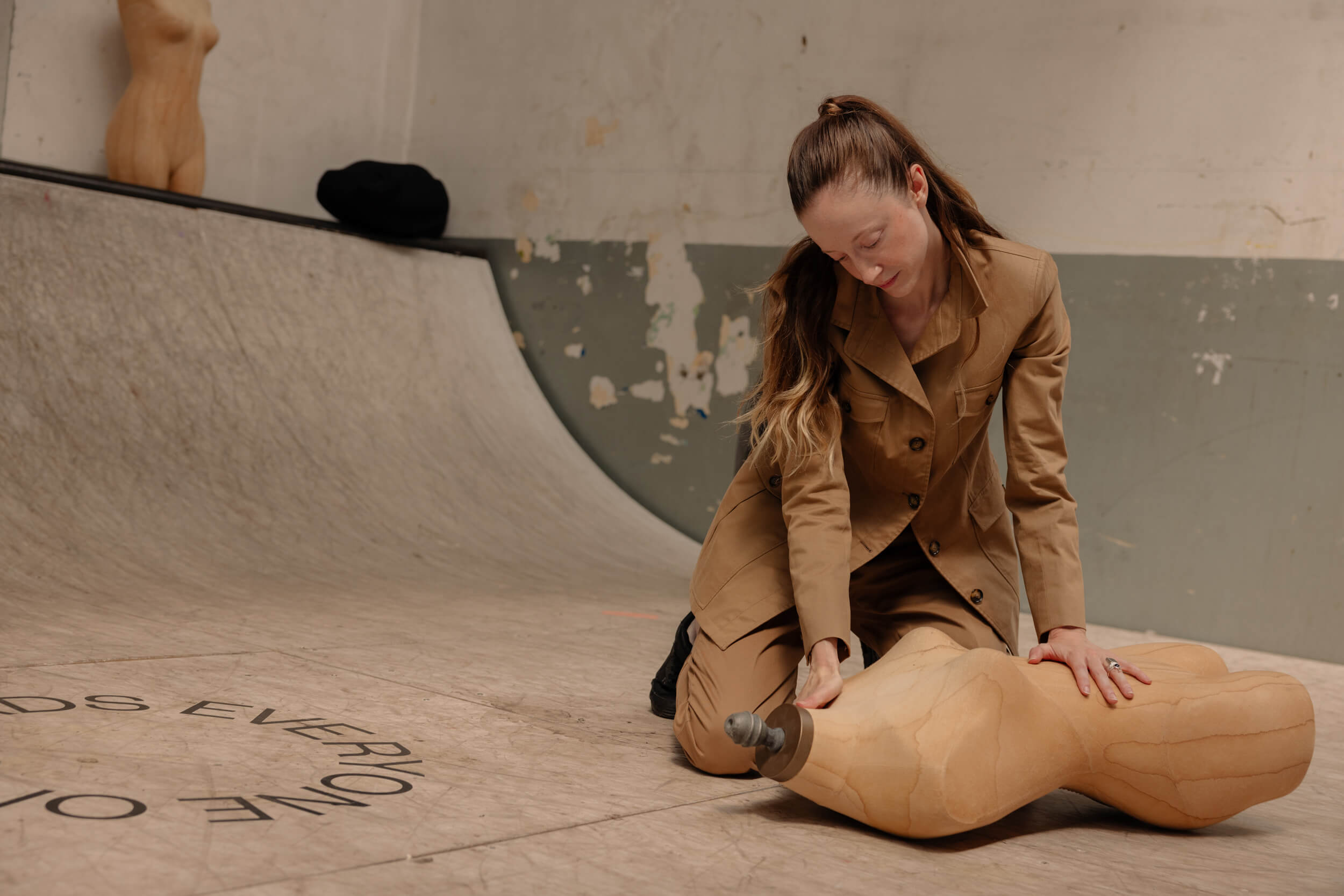 TIR_A-81 Andrea Riseborough