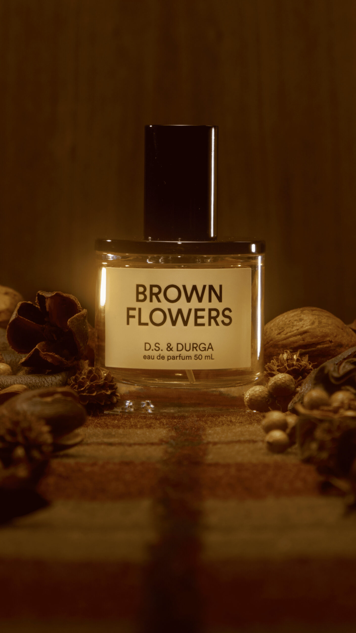 BROWN FLOWERS_Lifestyle_By Cheslie_50mL 9x16 Bn maggio