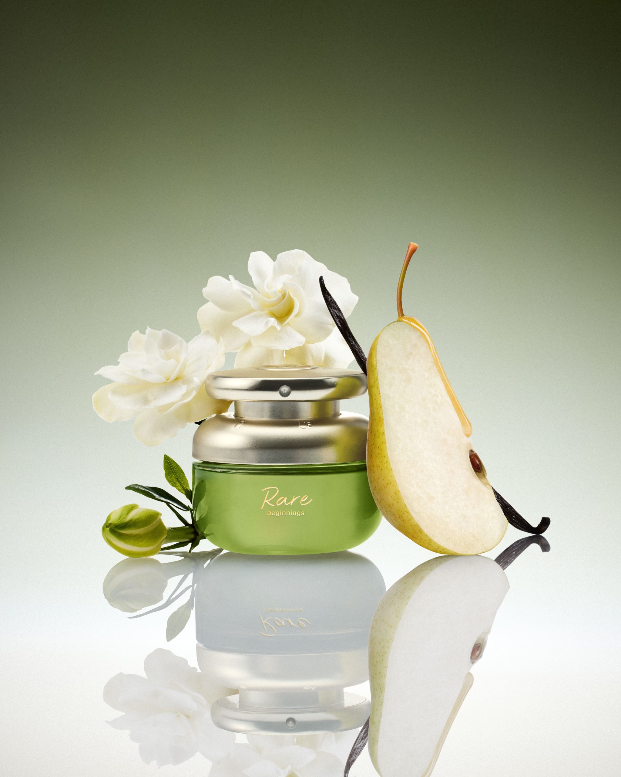 FA26-STYLIZED-RB-EDP-INGREDIENTS-HERO-FNL