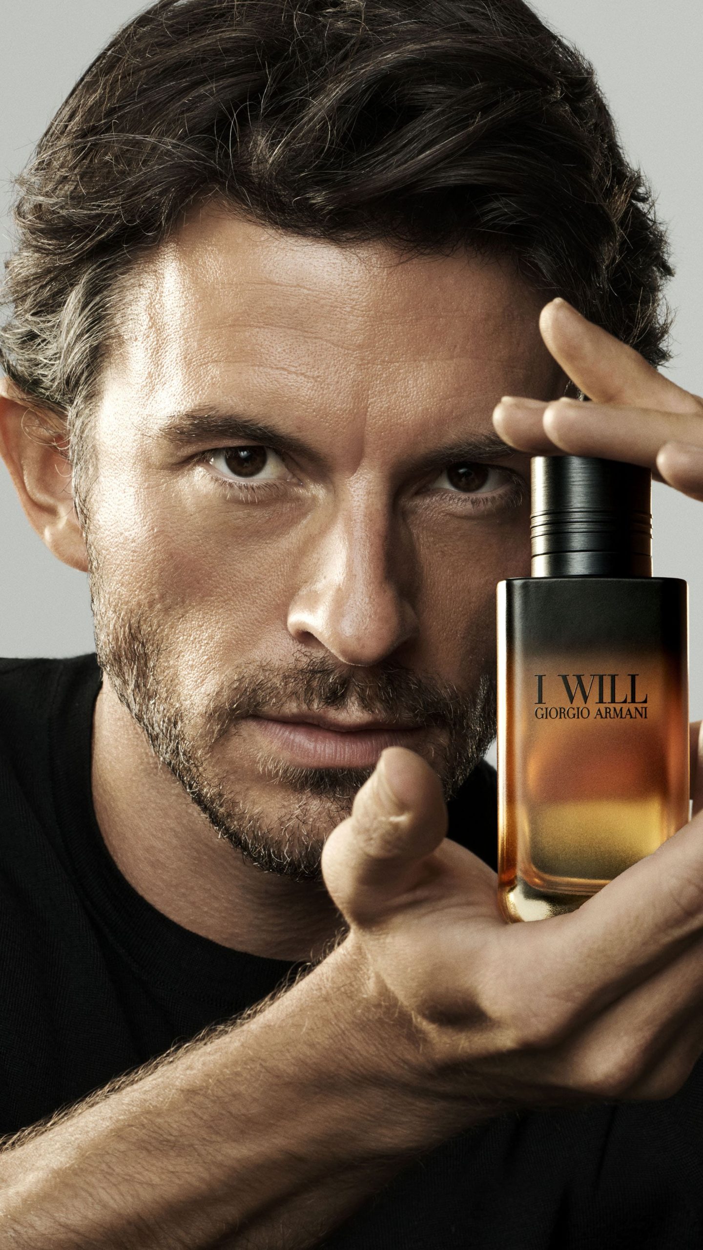 Giorgio Armani_I Will_Jonathan Bailey (1)